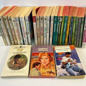 Lot of 29 Vintage "Harlequin Romance" Paperback Novels - Good condition!